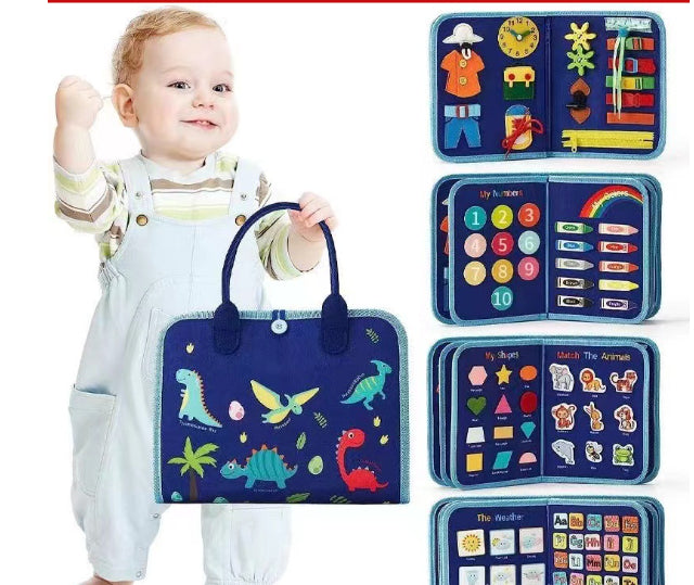  Sac d’activités à motif dinosaures porté par un enfant, avec vues des pages de manipulation, chiffres, formes et animaux.