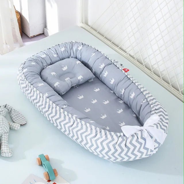 Berceau Portable de Voyage SnugNest™ | 0-3 ans | Coton Respirant - Binoubabyshop